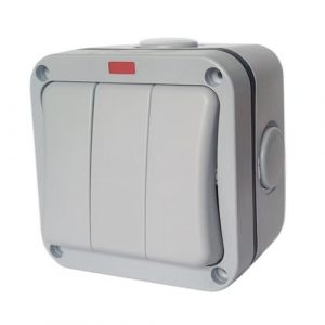 Weatherproof Switch, 3 Gang, IP66, EU | EL240272